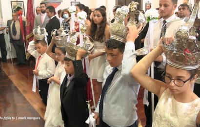 “Missa e Imposição das Coroas do Divino” – (jantar fora de época) – Santo Antão – Ilha de São Jorge (c/ vídeo)