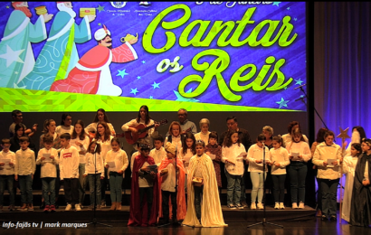 “CANTAR OS REIS” – 1ª Parte – Auditório Municipal das Velas – Ilha de São Jorge (c/ vídeo)