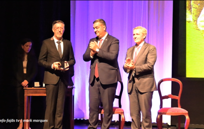 Entrega de Medalhas de Prata do Município de Velas – Festas de São Jorge – Ilha de São Jorge (c/ vídeo)