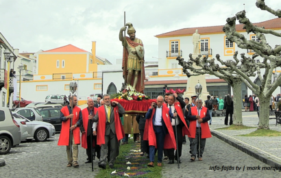 PROCISSÃO EM HONRA DE SÃO JORGE – Vila das Velas – Ilha de São Jorge (c/ vídeo)