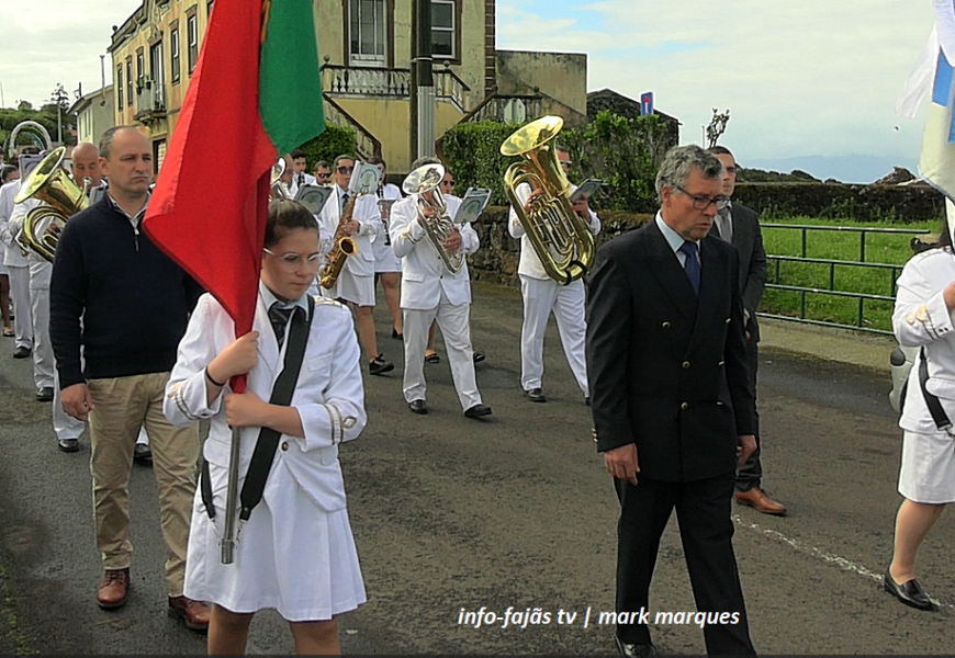 “Banda Filarmónica de Santo Amaro” abrilhantou a Festa ao Divino – Santo Amaro – Ilha de São Jorge  (c/ vídeo)