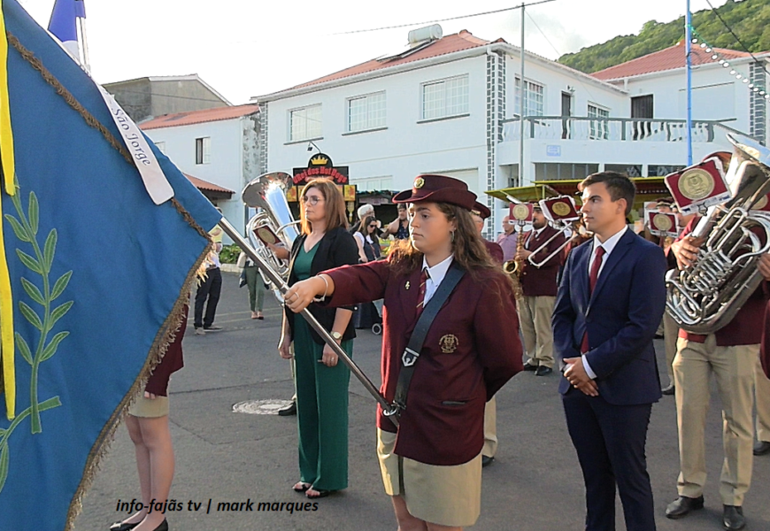 “UNIÃO POPULAR” desfilou no Festival de Julho 2023 – Vila da Calheta – Ilha de São Jorge (c/ vídeo)