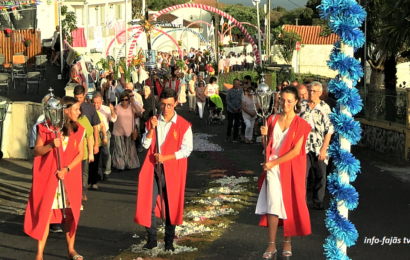 “FESTA DA SRª DA ENCARNAÇÃO” (Procissão) – Ribeira do Nabo / Urzelina – Ilha de São Jorge (c/ vídeo)