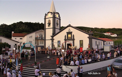 ROSAIS – Procissão em honra de Nª Srª do Rosário – Ilha de São Jorge (c/ vídeo)