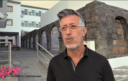 ANTÓNIO PEDROSO faz visita guiada à sua obra “A história do Convento de Nª Srª do Rosário” – Velas – Ilha de São Jorge (c/ vídeo)