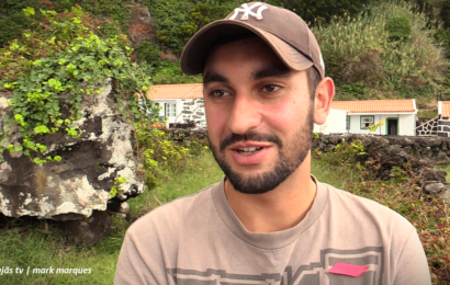 SANDRO SOARES – Jovem “Capinha” na Ilha de São Jorge (c/ vídeo)
