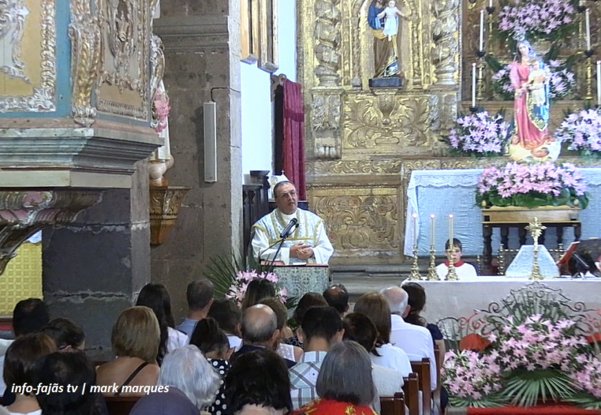 “EUCARISTIA SOLENE” – Festa de Nª Srª do Rosário – Vila do Topo – Ilha de São Jorge (c/ vídeo)