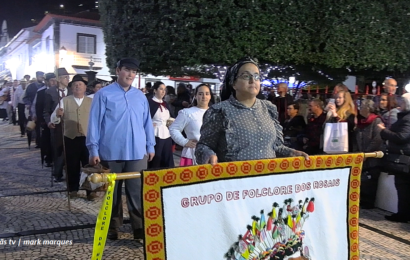 “GRUPOS DE FOLCLORE” desfilam em (DIA DAS MONTRAS) – Velas – Ilha de São Jorge (c/ vídeo)