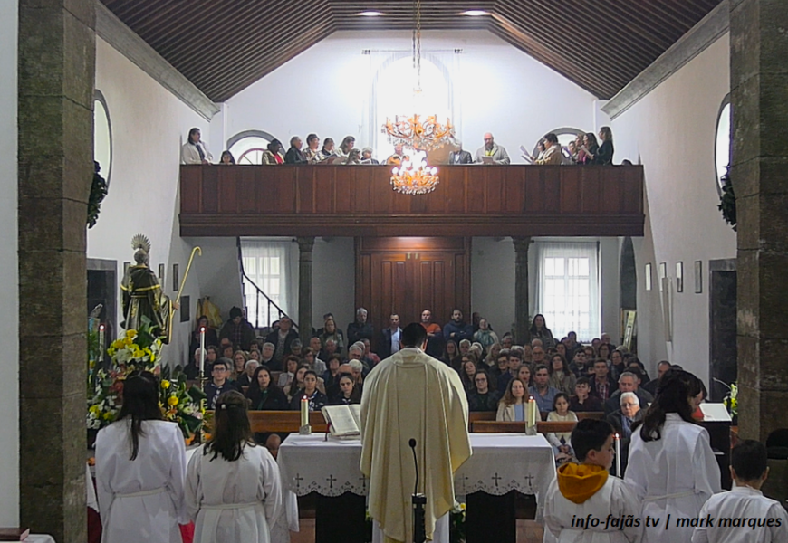 “EUCARISTIA SOLENE” – Festa de Santo Amaro – Ilha de São Jorge (c/ vídeo) “EUCARISTIA SOLENE” – Festa de Santo Amaro – Ilha de São Jorge (c/ vídeo)