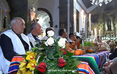 “CEIA DO SENHOR COM LAVA-PÉS” – Matriz de Velas – Ilha de São Jorge (c/ vídeo)