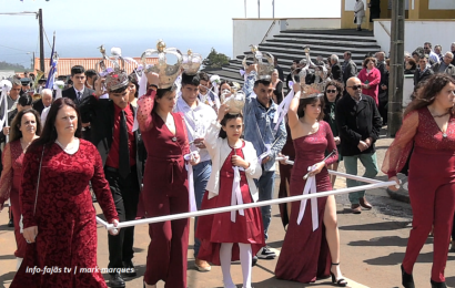 “CORTEJO DE COROAÇÃO / BÊNÇÃO DAS ESMOLAS” 1º Jantar – Santo Antão – Ilha de São Jorge (c/ vídeo)