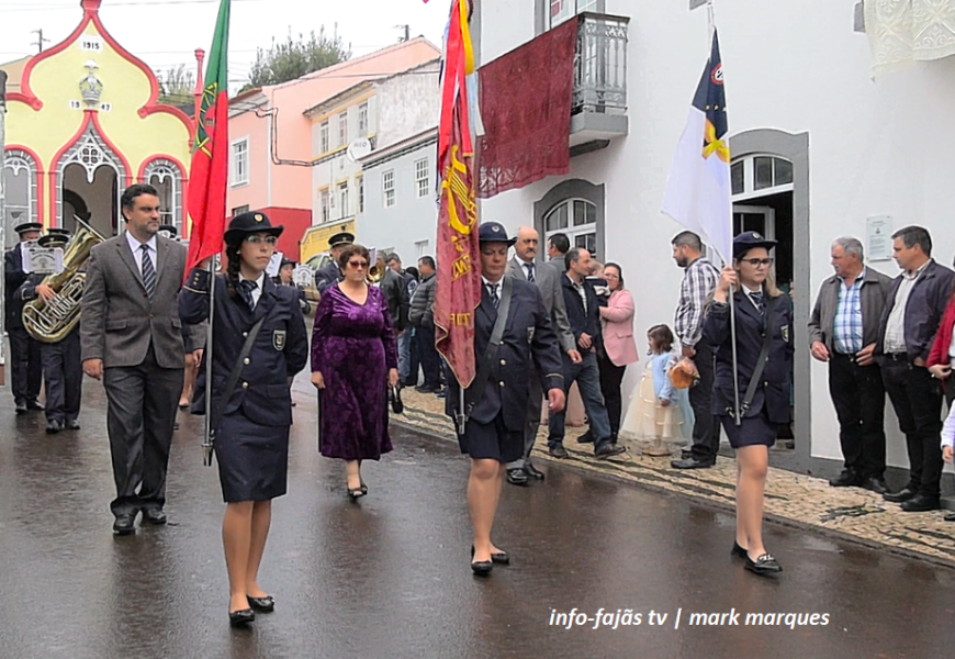 “RECREIO TOPENSE” abrilhantou a Festa do 3º Jantar do Divino Espírito Santo – Vila do Topo – Ilha de São Jorge (c/ vídeo)