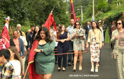 “URZELINA” – Festa ao Divino Espírito Santo – Cortejos de Coroação – 4º jantar – Ilha de São Jorge (c/ vídeo)