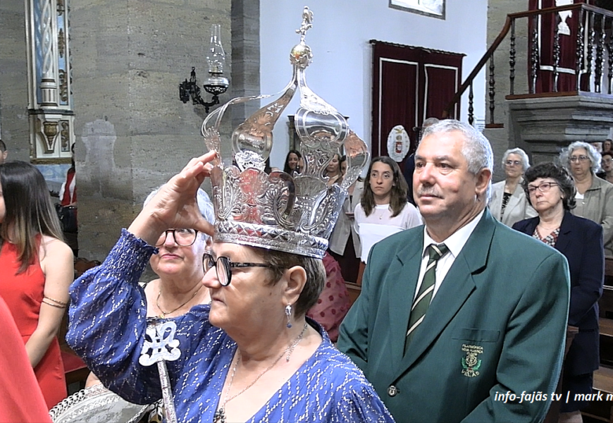 “IMPOSIÇÃO DAS COROAS” – Domingo do Espírito Santo – Vila das Velas – Ilha de São Jorge (24.05.2026) (c/ vídeo)